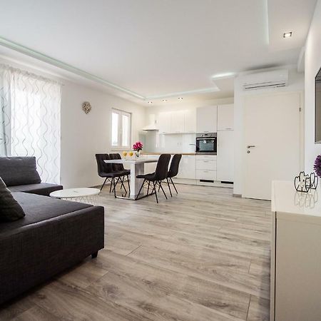 Solin Apartments Praetorium 外观 照片